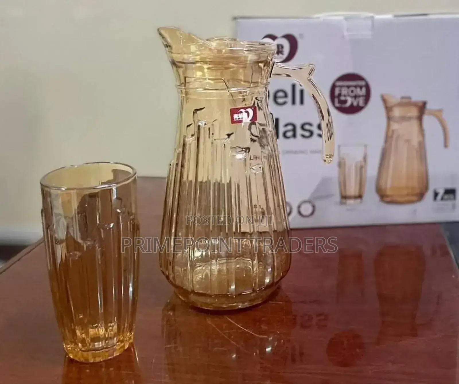 7 Pc Gold Glass Set 