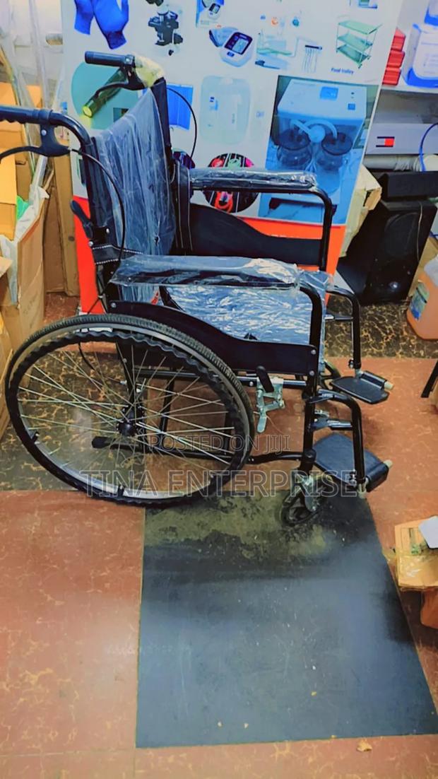 Standard Wheel Chair. - main view