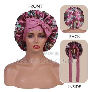 Quality Tie Back Sleeping Bonnets Available - main view