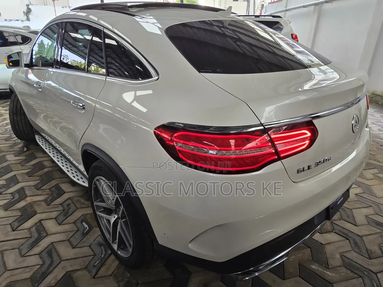 Mercedes-Benz GLE-Class GLE 350d 4MATIC 2019 White