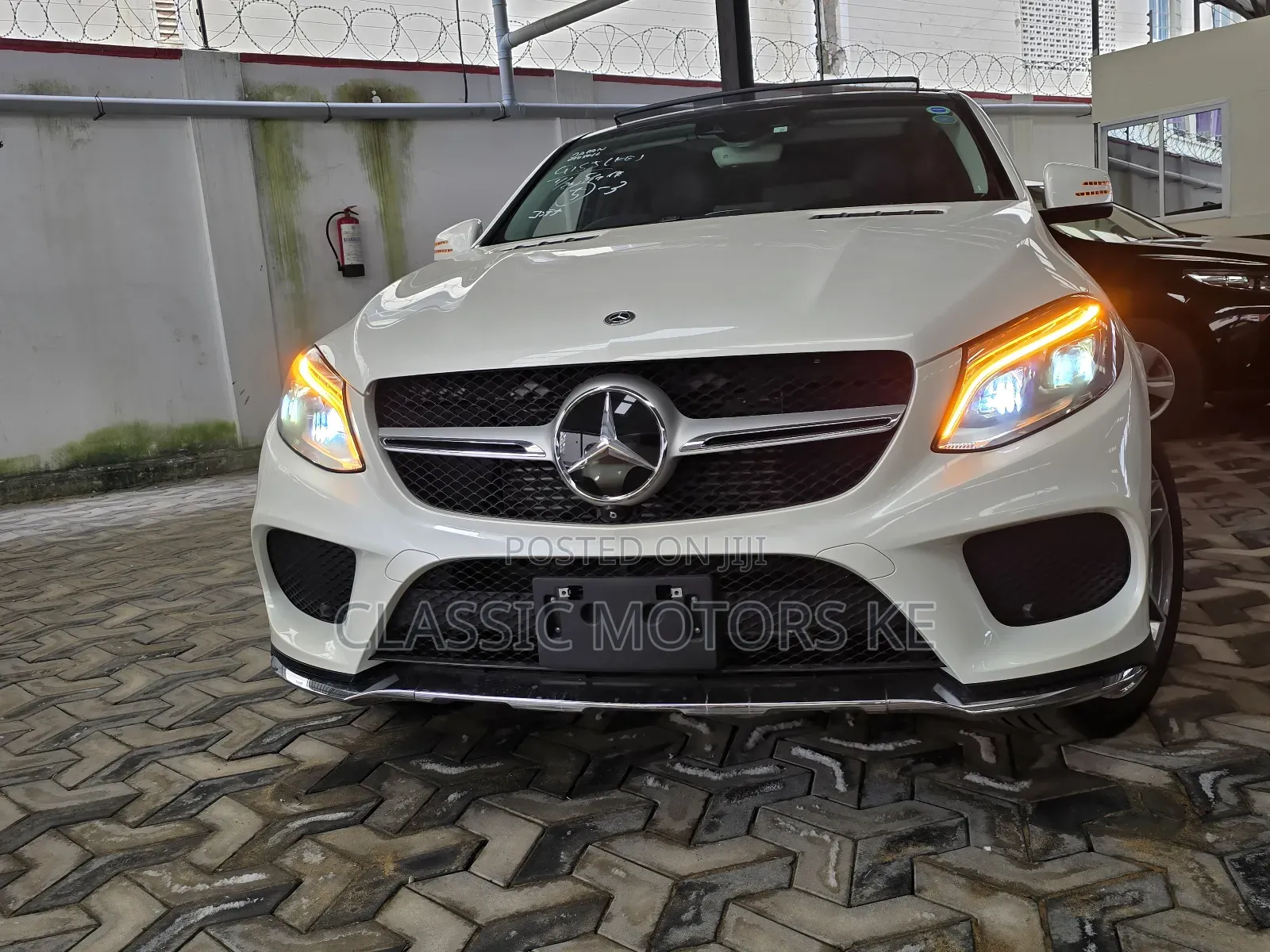 Mercedes-Benz GLE-Class GLE 350d 4MATIC 2019 White