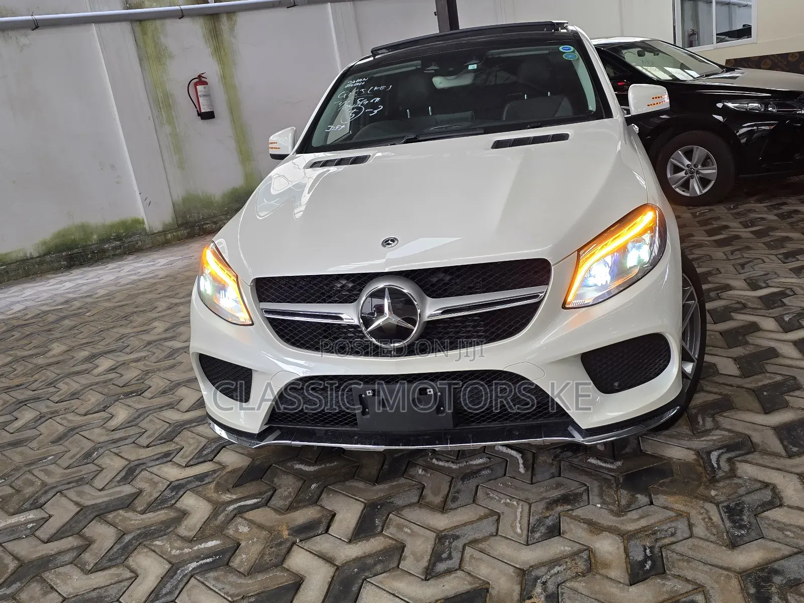 Mercedes-Benz GLE-Class GLE 350d 4MATIC 2019 White