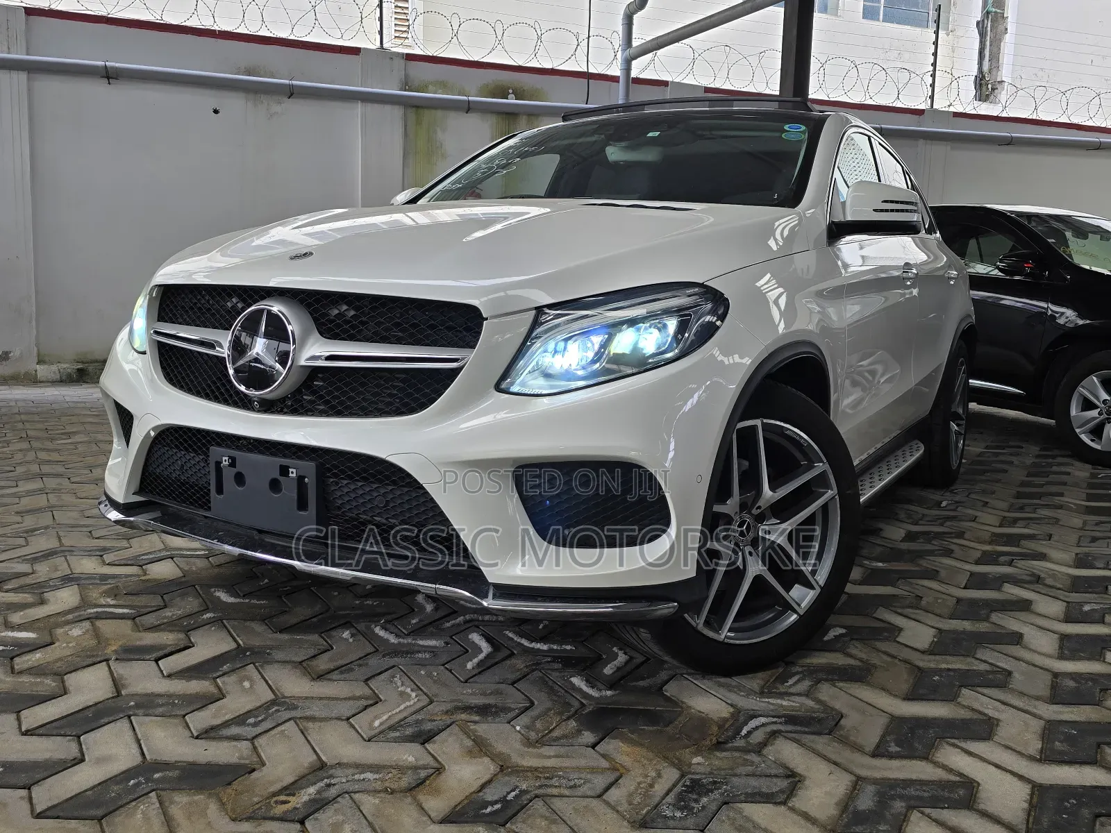Mercedes-Benz GLE-Class GLE 350d 4MATIC 2019 White