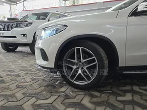 Mercedes-Benz GLE-Class GLE 350d 4MATIC 2019 White