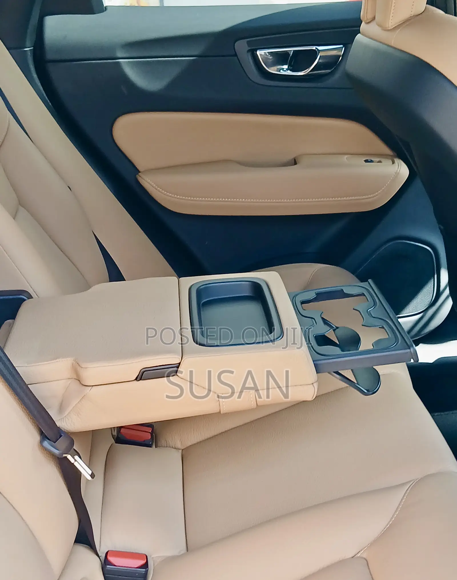 Volvo XC60 T5 Momentum AWD 2018 White