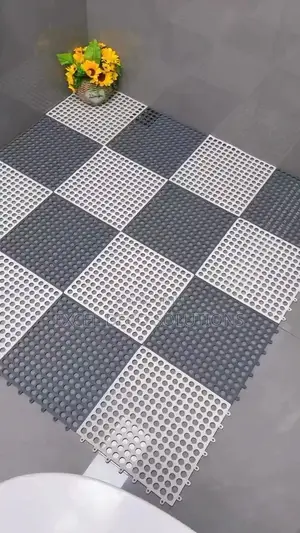 Anti-Slip Interlocking Mats – Lock-Tight Design