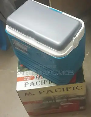 10 Litres M Pacific / Pacific Cooler Box