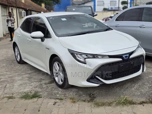 Toyota Corolla Hatchback 2020 White