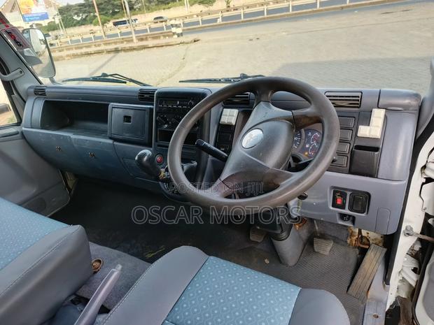 Mitsubishi Fuso - thumbnail 8