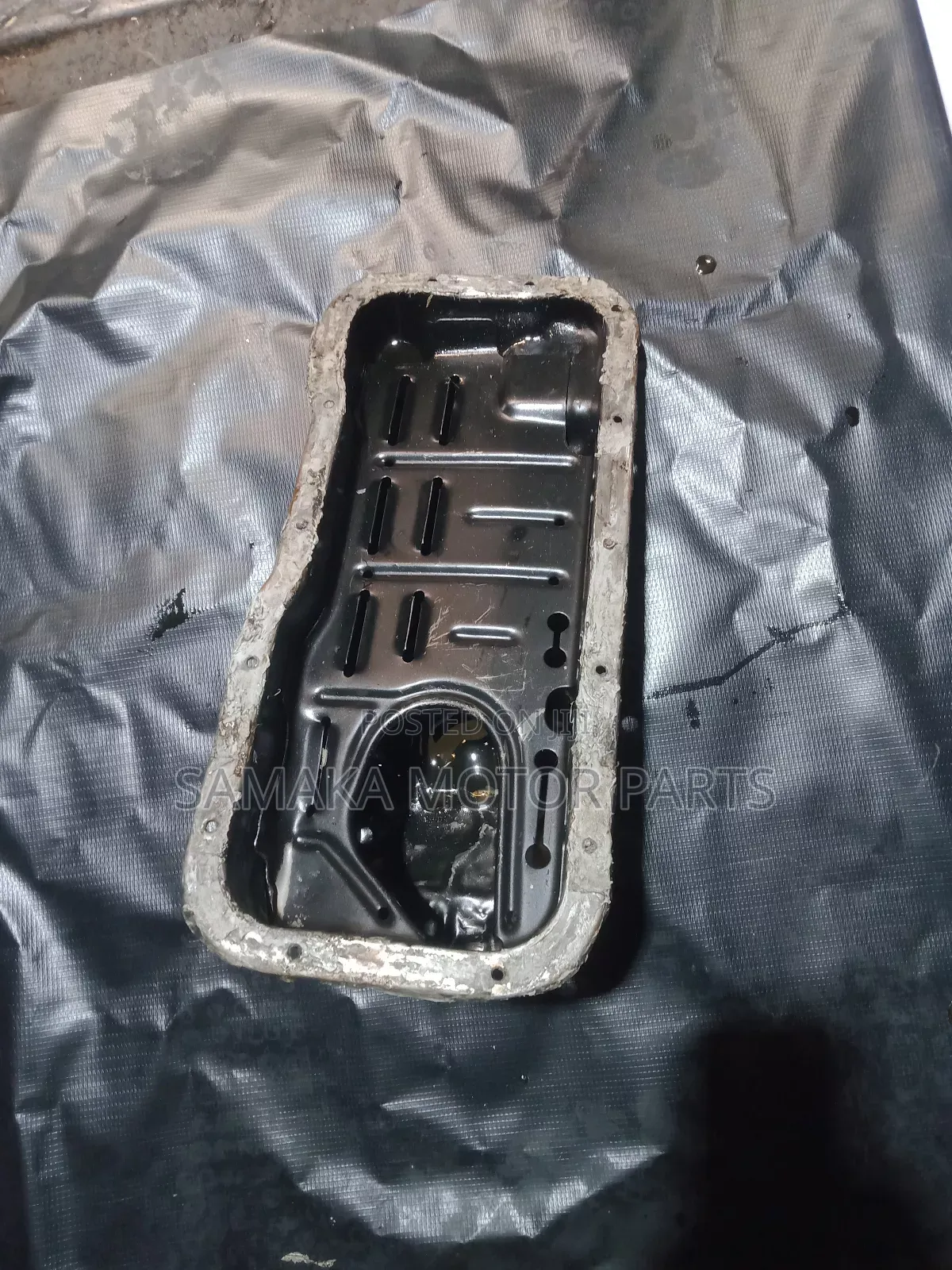 B15 Engine Oil Sump