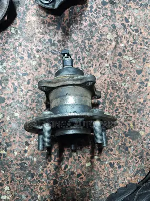 Rear Hub Vitz , Ist ,Raum,Funcargo Rear Hub