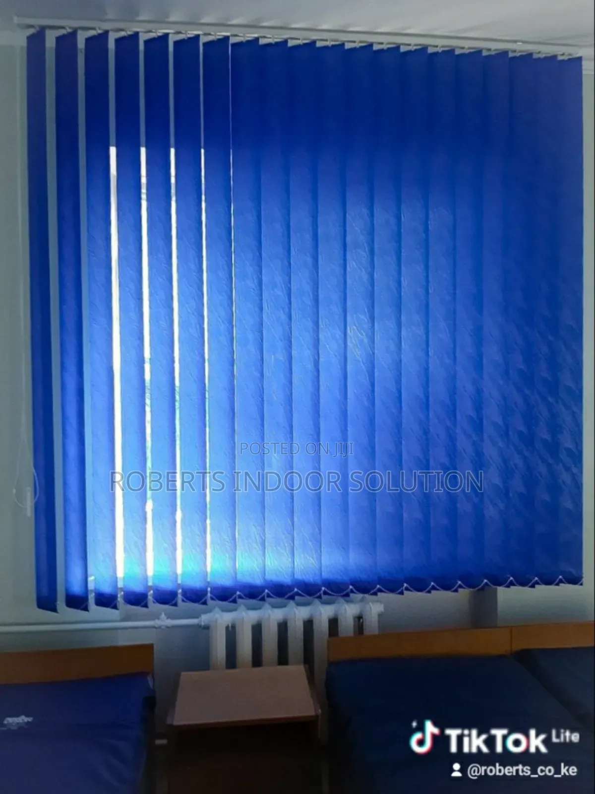 Blue Vertical Blinds, Control The Light Embrace De Privacy
