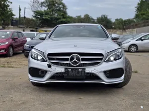 Mercedes-Benz C200 2018 Silver