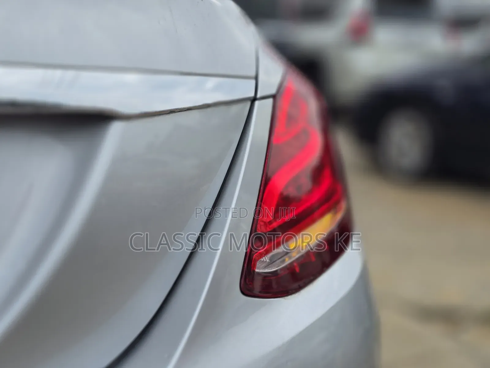 Mercedes-Benz C200 2018 Silver