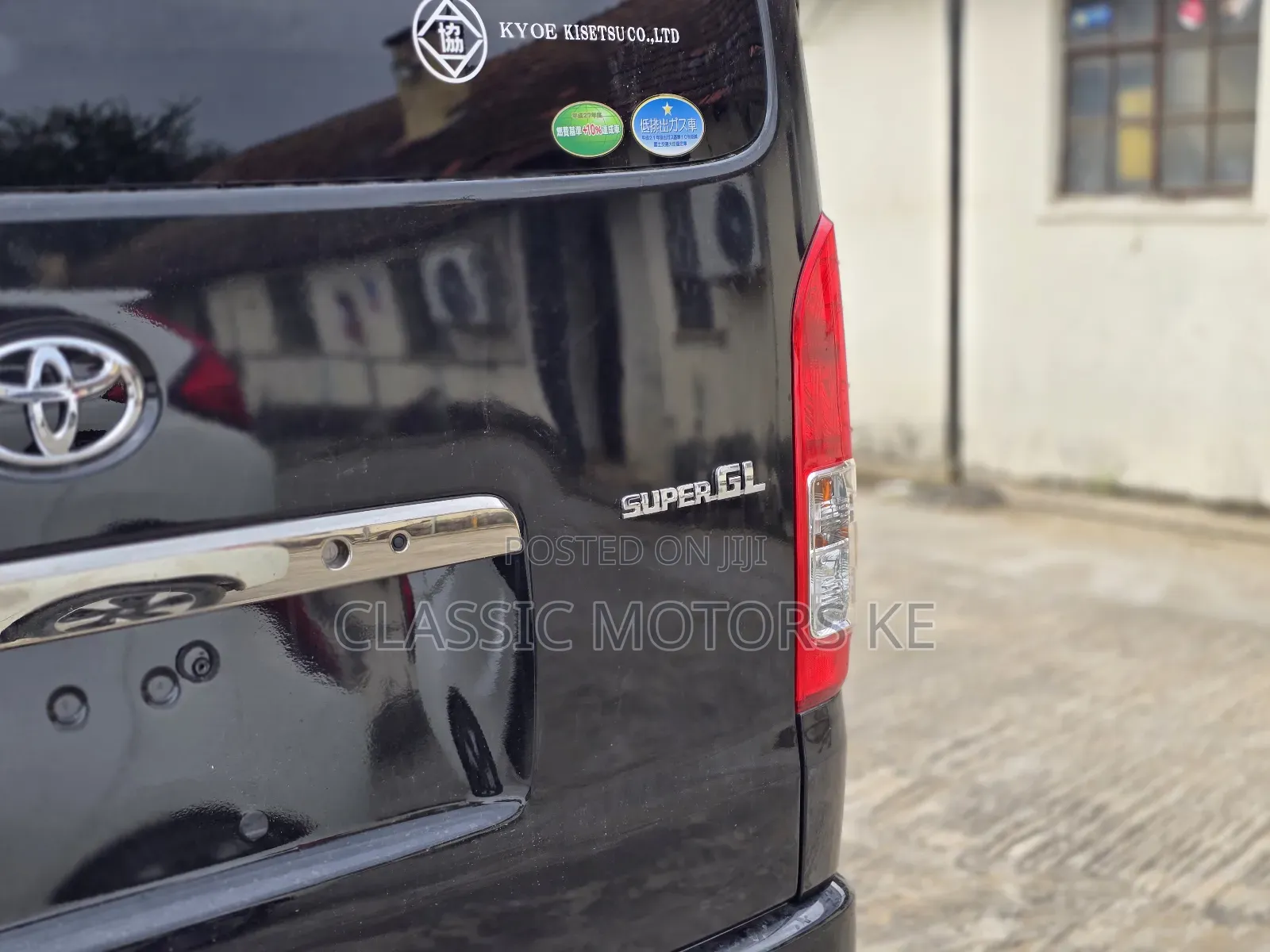 Toyota HiAce 2018 Black
