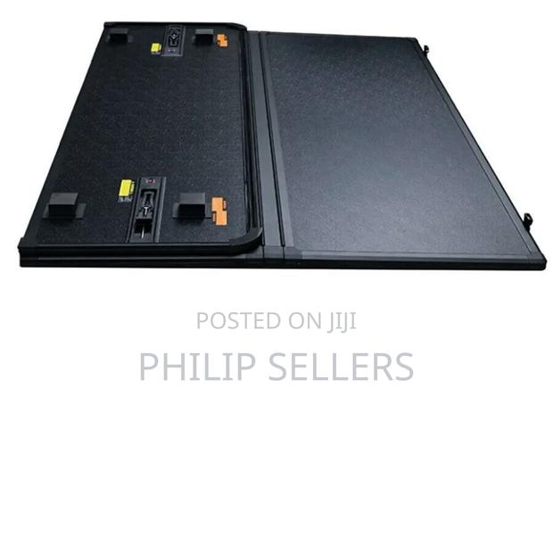 Tri-Fold Folding Hard Tonneau Cover Suits Crew Cab - thumbnail 2