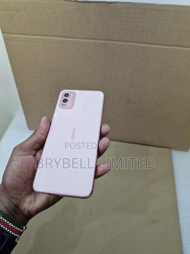 Nokia C32 128 GB Pink - main view