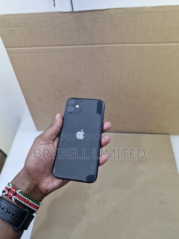 Apple iPhone 11 64 GB Black
