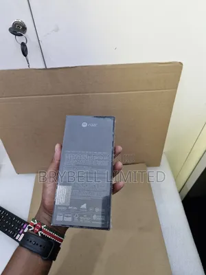 New Motorola Razr 2022 256 GB Gray