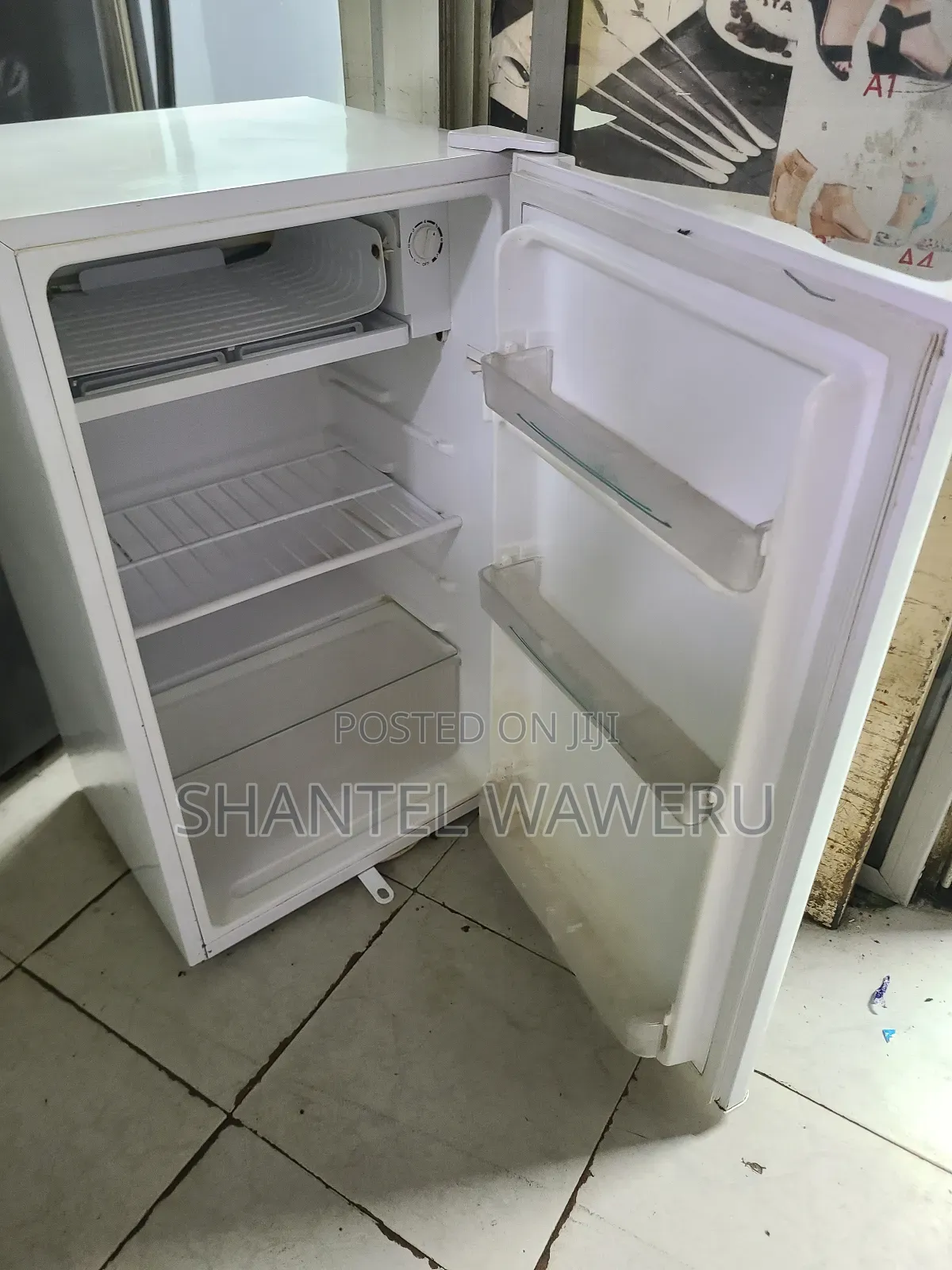 Von Small Fridge