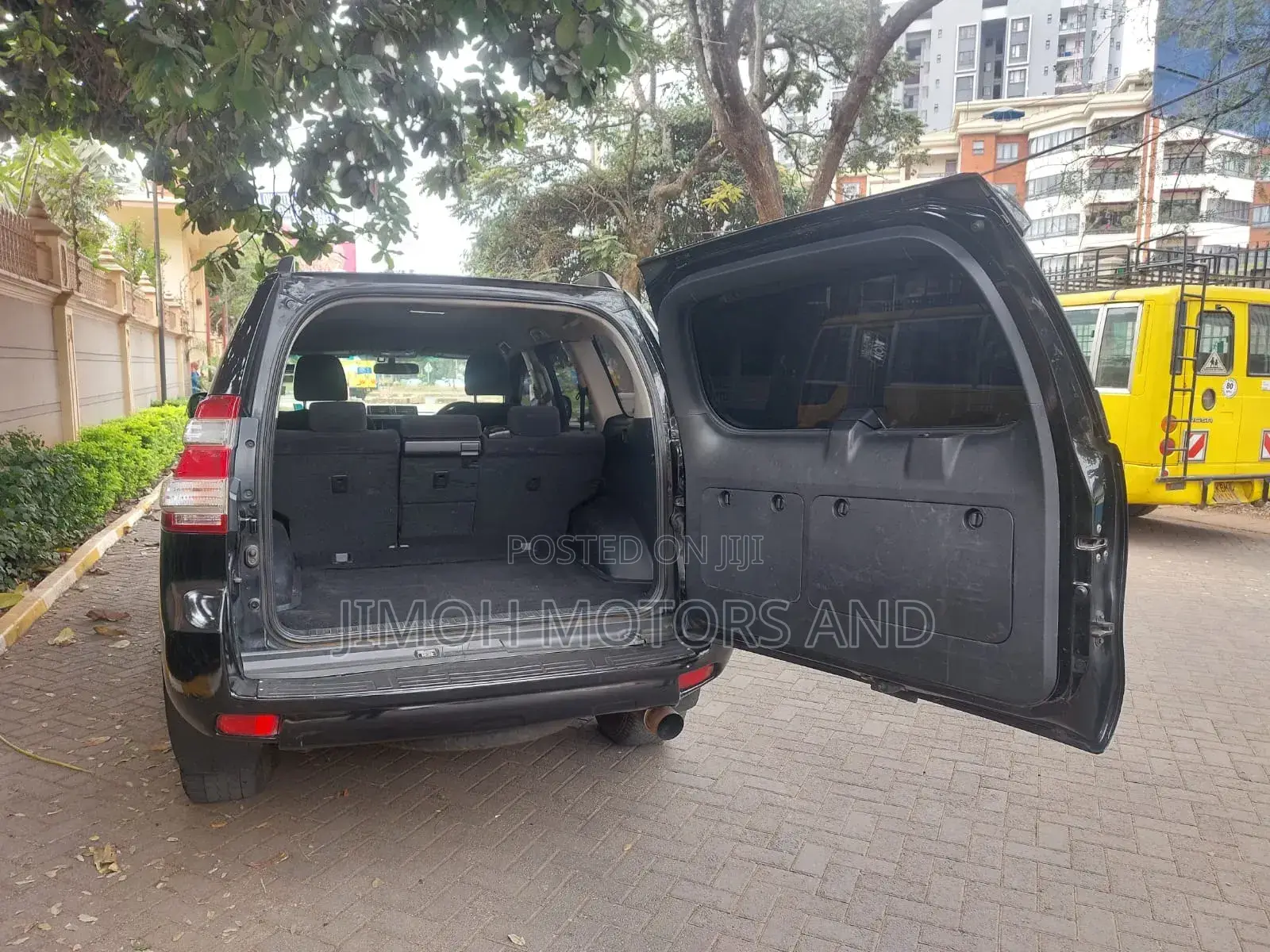 Toyota Land Cruiser Prado 2014 Black