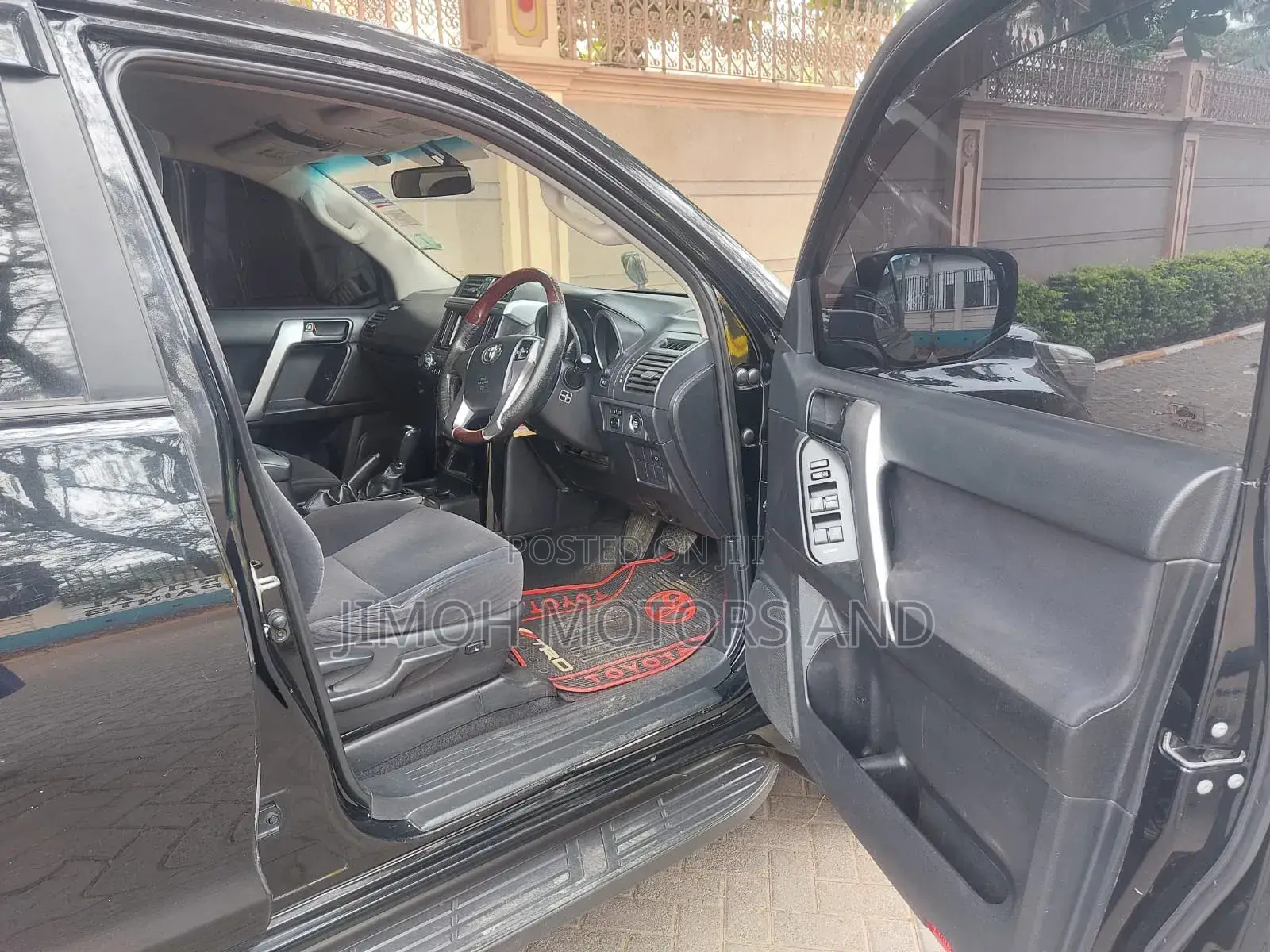 Toyota Land Cruiser Prado 2014 Black