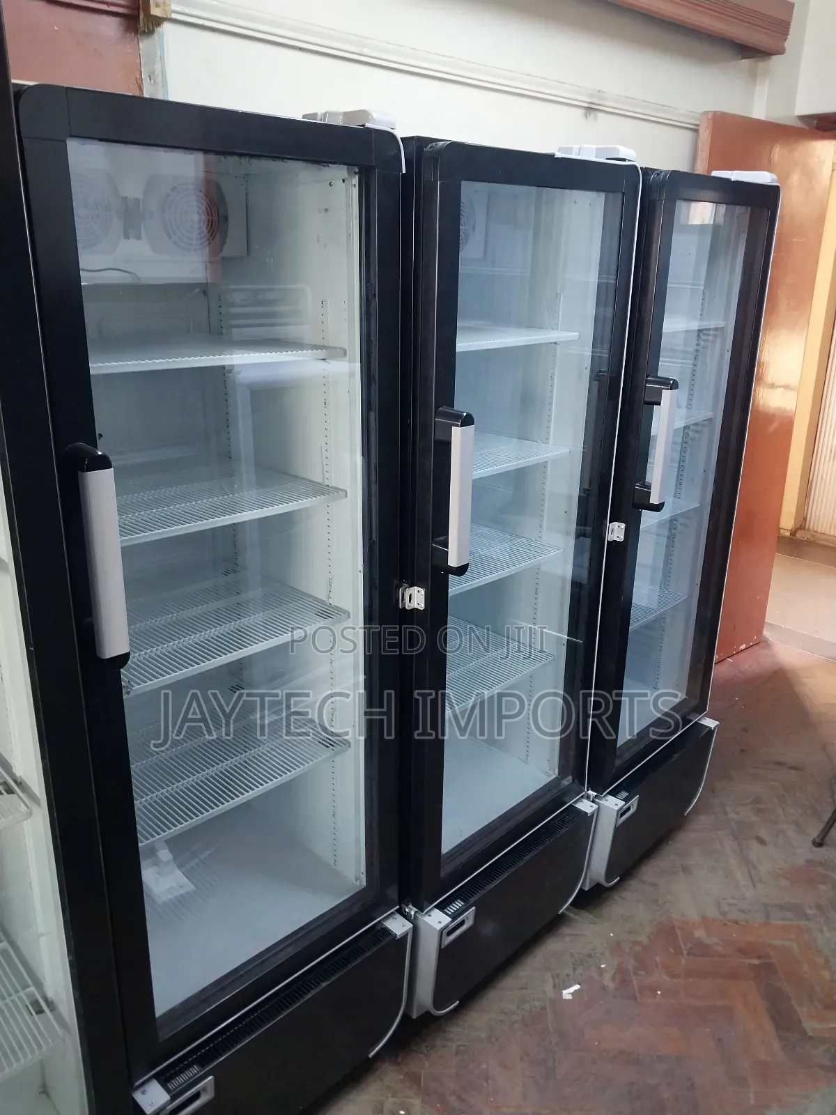 Clean and Efficient Display Fridge