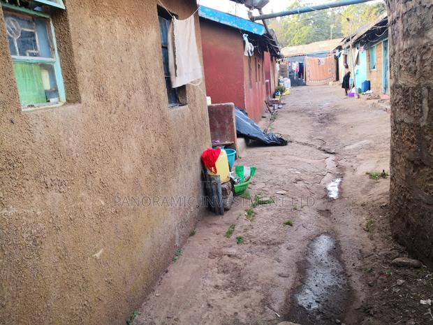 60x100 Plot in Zambezi Sigona Kikuyu Kiambu County 4 Sale.