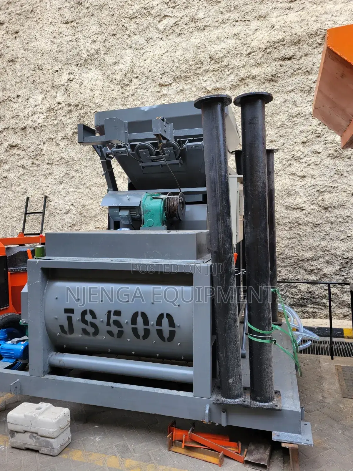 Titan Js500 Concrete Mixer 800l