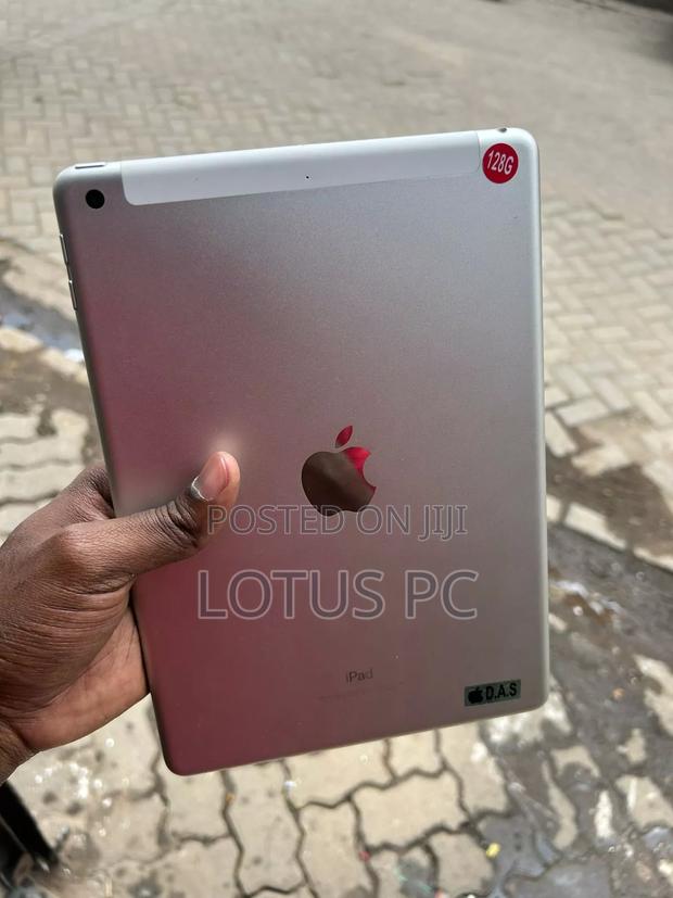 Apple iPad Wi-Fi +3G 128 GB Silver - thumbnail 3