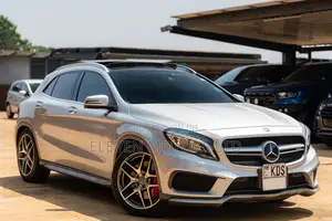Mercedes-Benz GLA-Class 2017 Silver