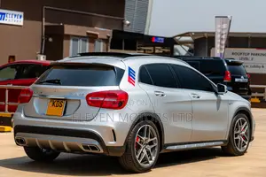 Mercedes-Benz GLA-Class 2017 Silver