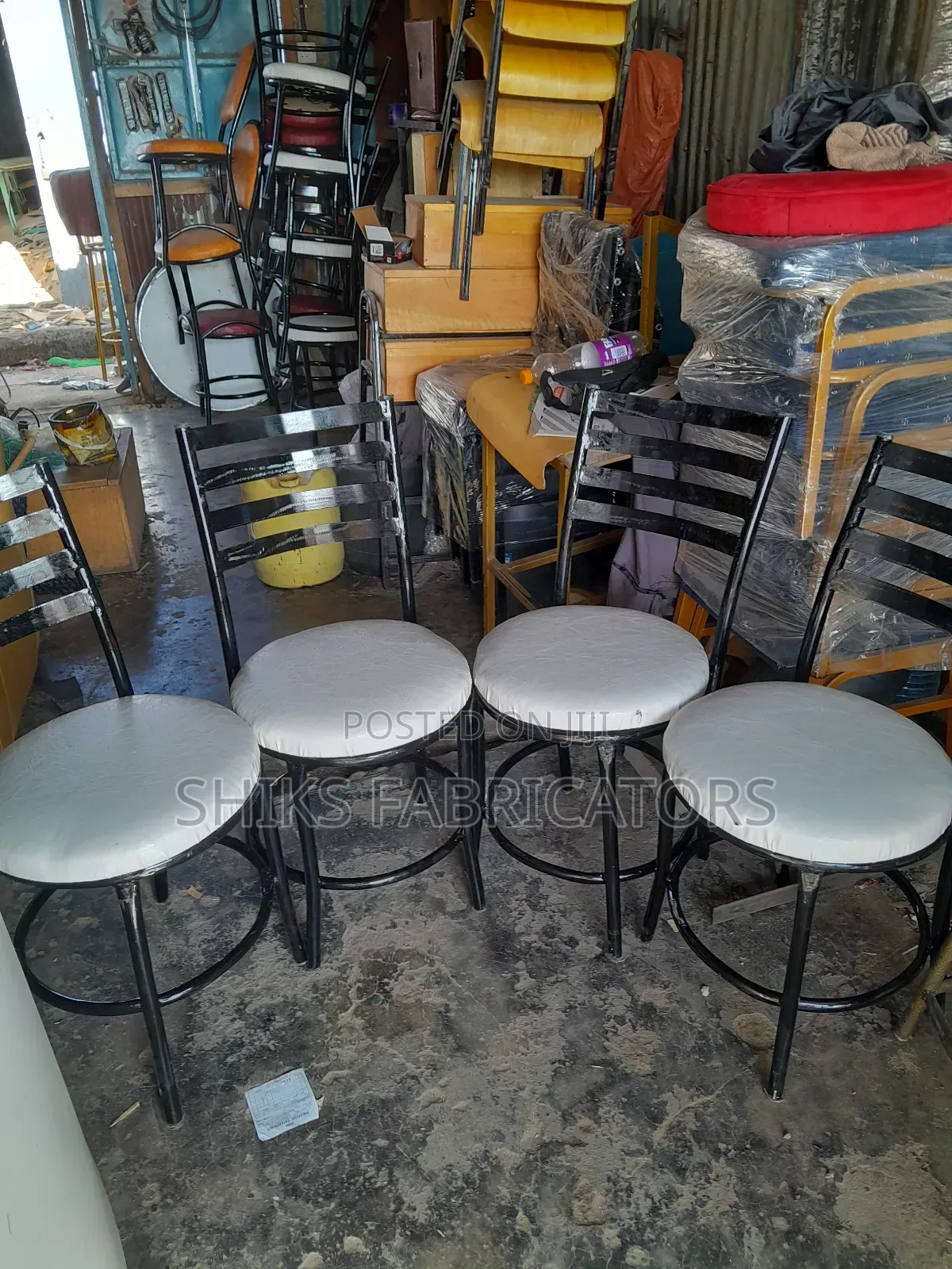 Simple Restaurant Chairs