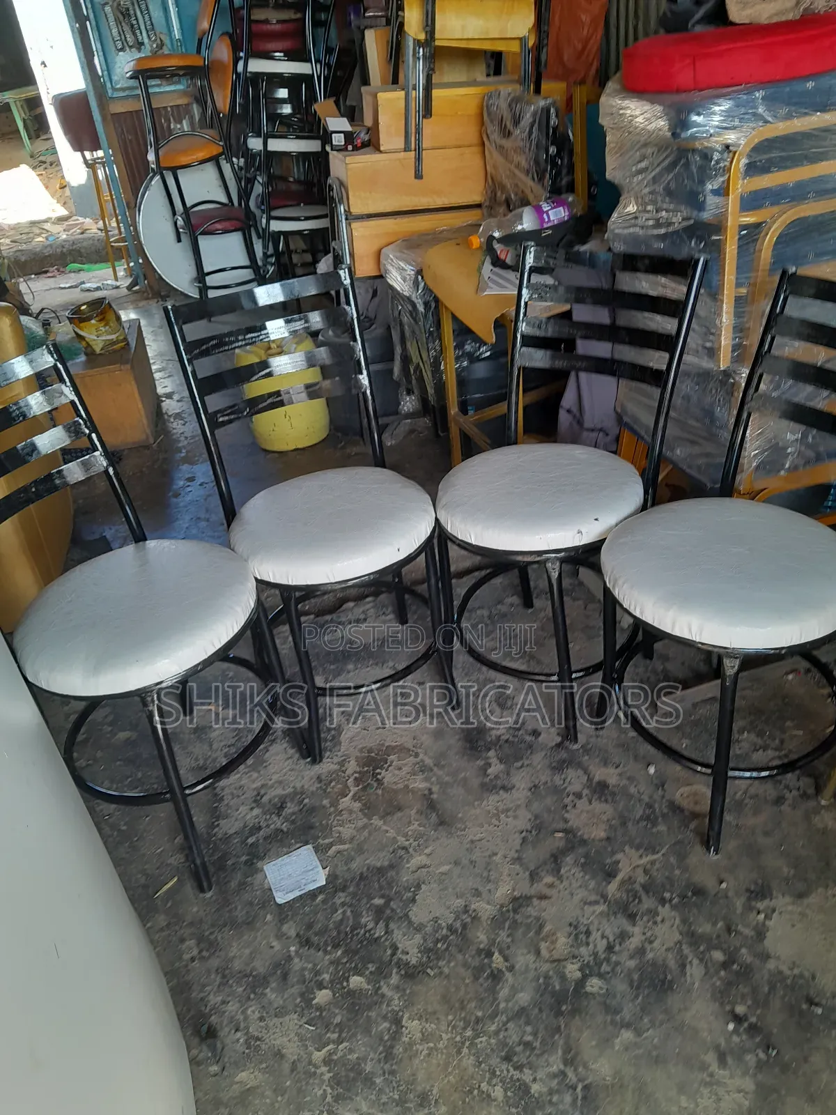 Simple Restaurant Chairs