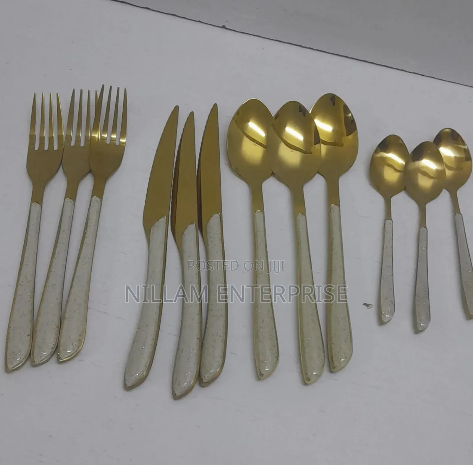 24pcs Dining Cutlery Set