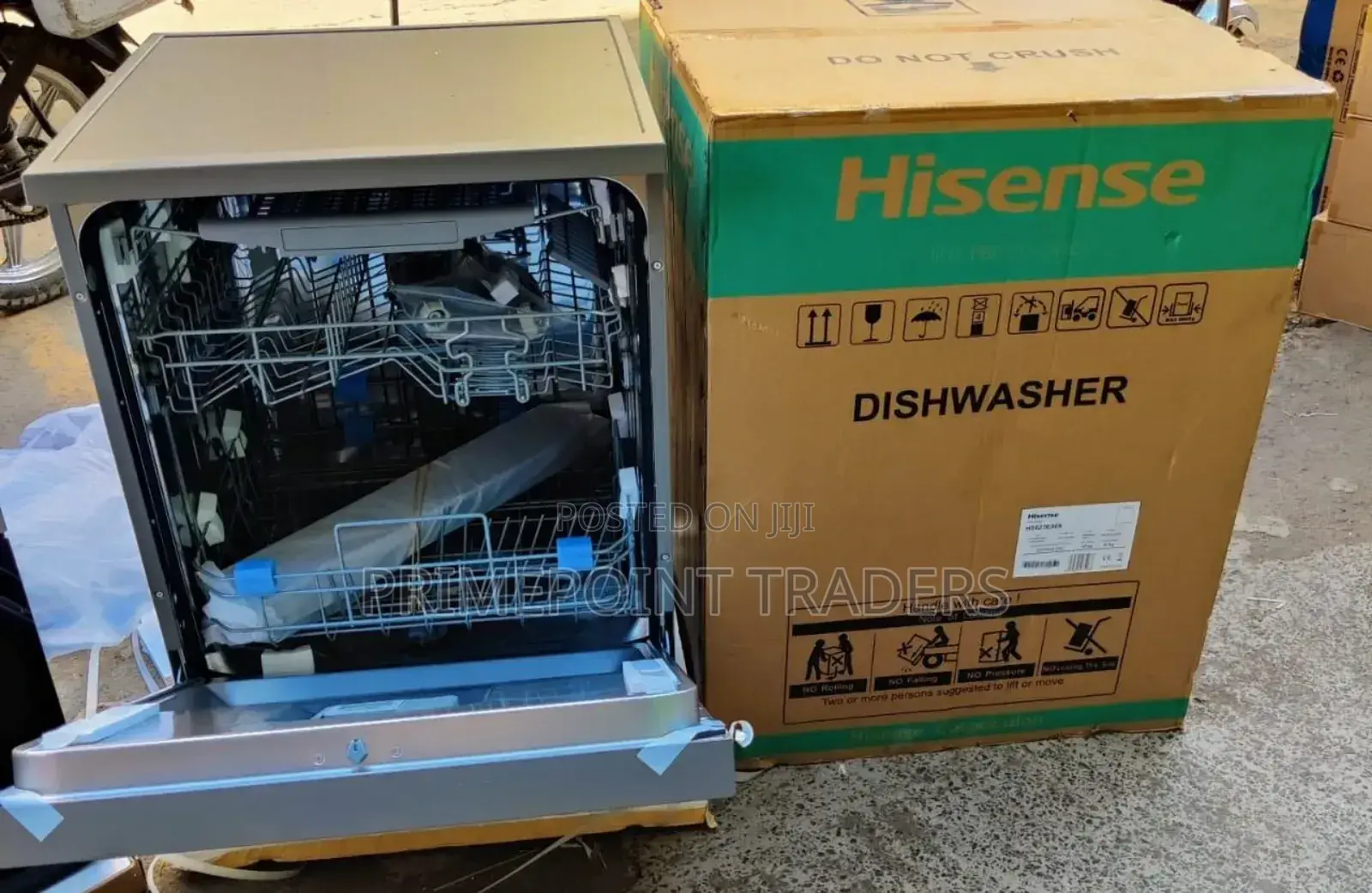 Hisense Free Standing Dishwasher✓