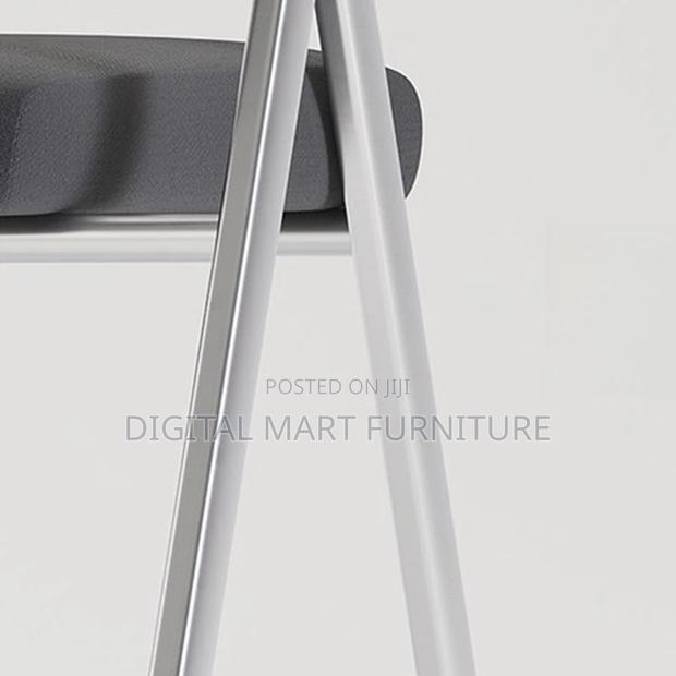 Office Chair: Conference Office Chair With Writing Table - thumbnail 4
