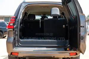 Toyota Land Cruiser Prado 2019 Gray