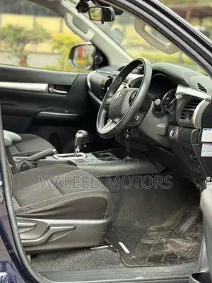 Toyota Hilux 2.4 Diesel 2020 Blue