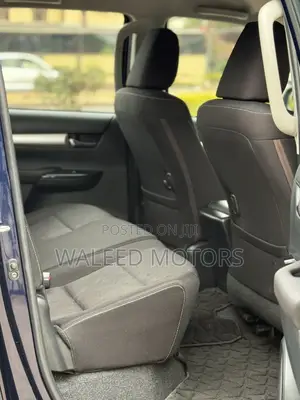 Toyota Hilux 2.4 Diesel 2020 Blue