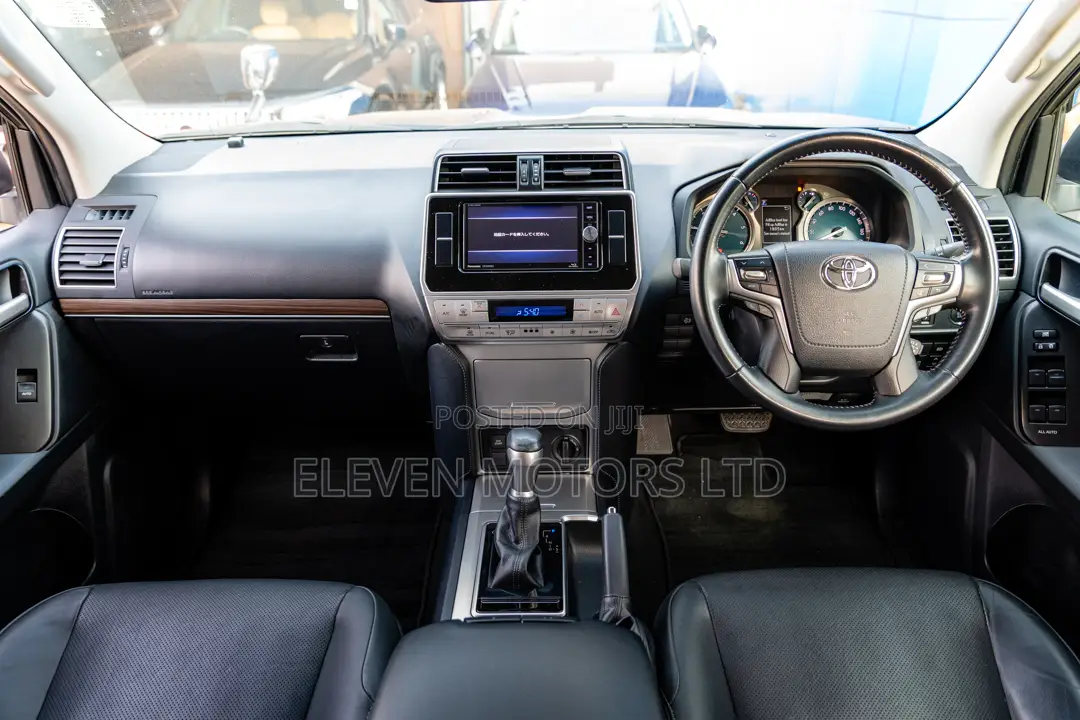 Toyota Land Cruiser Prado 2019 Gray