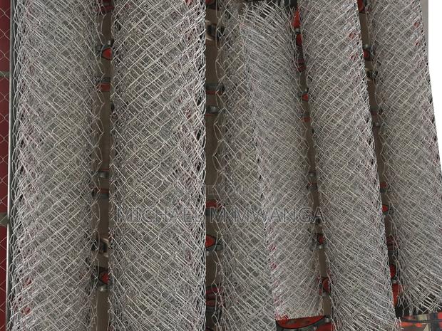 Fencing Chain Link, Gauge 14, 2.0mm, 80x80, 5ft