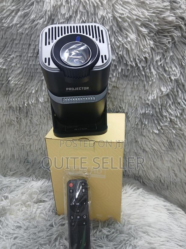 Hy320 Mini Smart Android Projector Portable Outdoor Use - thumbnail 3