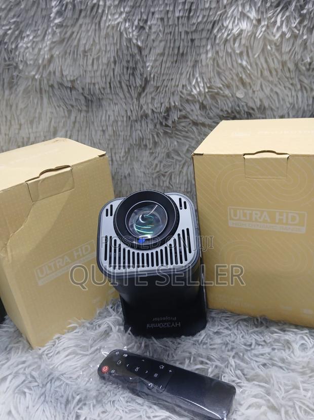 Portable Travelling Projector Wifi Bluetooth Hy320
