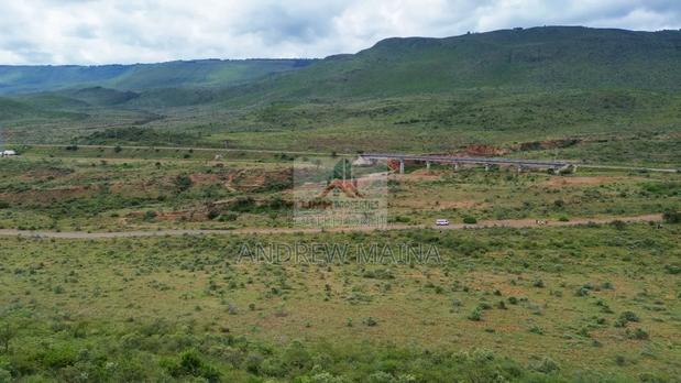 Kikuyu, Ndiuni - thumbnail 8