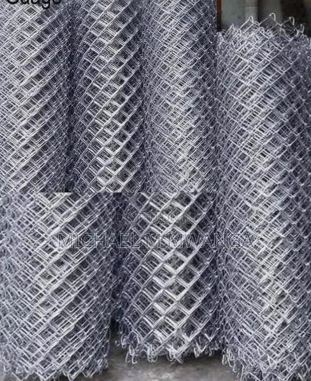 80x80 Chain Link Mesh, 12.5g, 7ft Height