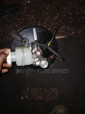 Mitsubishi Lancer Brake Booster Complete Plus Cylinder