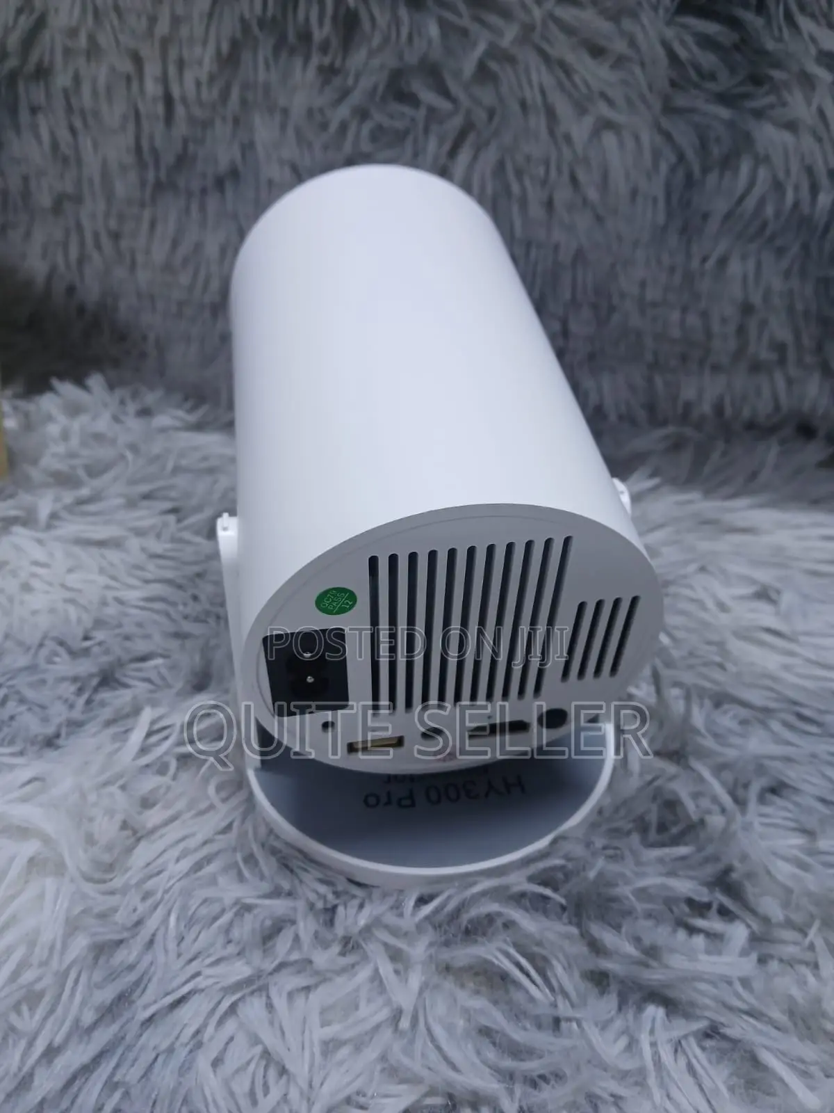 Hy300 Wifi/Bluetooth Projector Adjust Screen and Reposition