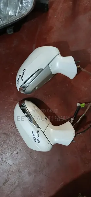 Crown Athlete 2020 Side Mirror