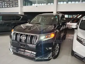 Toyota Land Cruiser Prado 2018 Black
